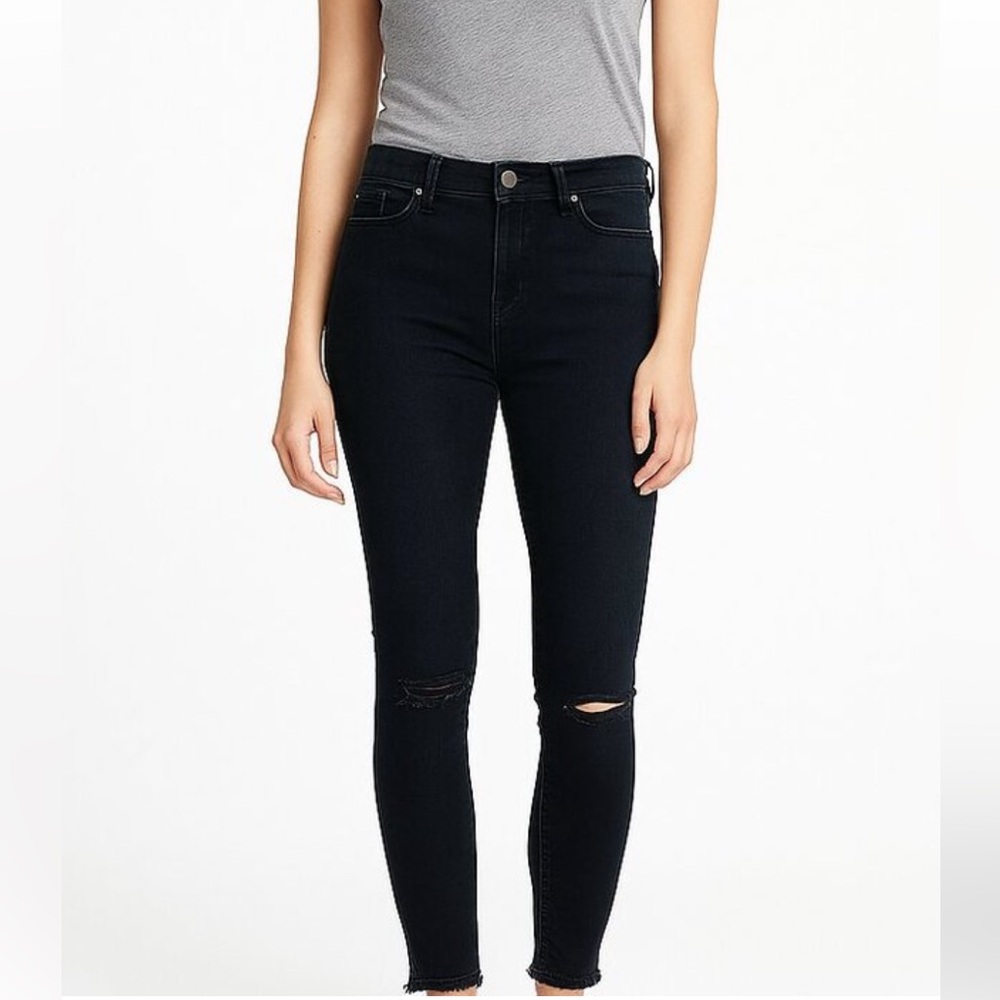 White House black market black distressed Skinny jeans